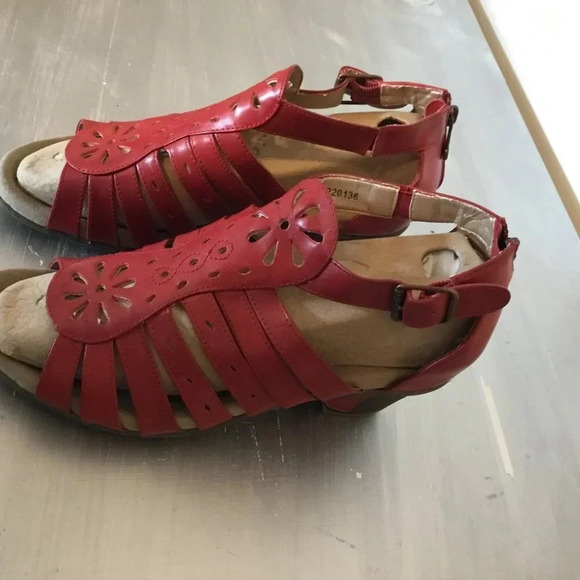 Blondo Leather Open Toe Wedge Gladiator Red Sandals Heels Women's Sz 9 W - Picture 5 of 11